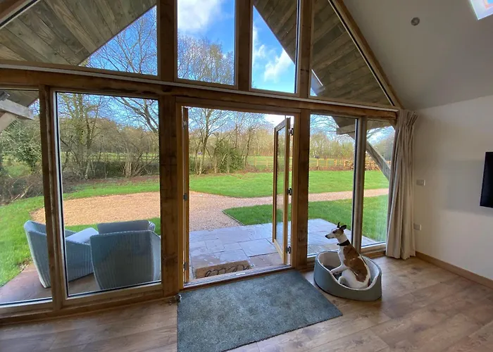 Nettlebed Farm Holiday Lets Barn3