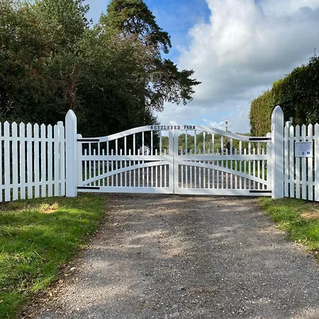 Nettlebed Farm Holiday Lets Barn3 Durley Exterior photo